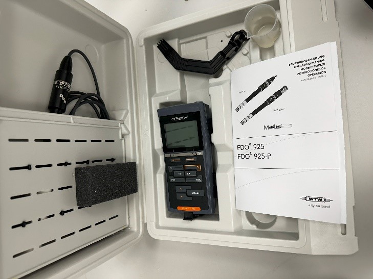 Portable oxygen meter