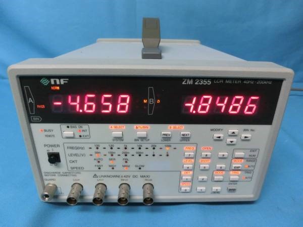 Programmable RLC meter for dielectric measurements